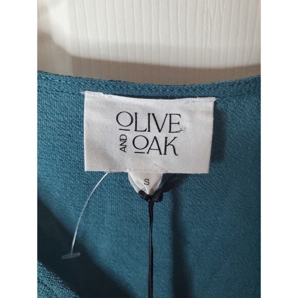 Olive and Oak True Teal V-Neck Crepe Sleeveless Blouse, NWT, Small - Picture 5 of 6